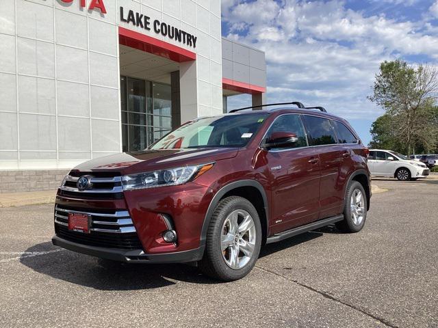 used 2017 Toyota Highlander Hybrid car, priced at $27,499
