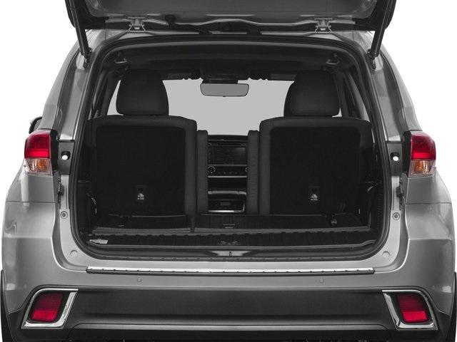 used 2017 Toyota Highlander Hybrid car, priced at $26,998