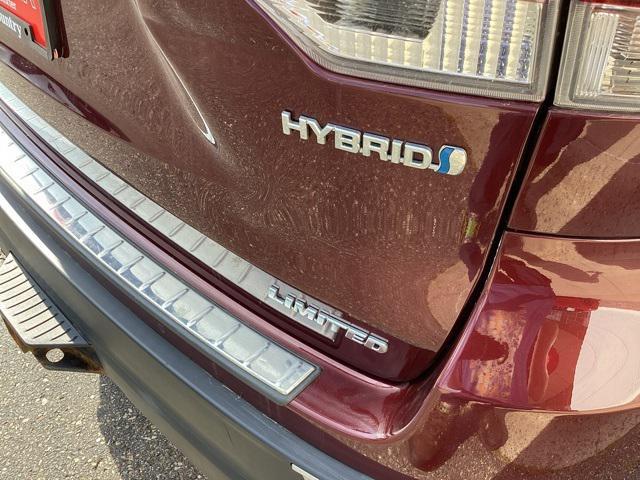 used 2017 Toyota Highlander Hybrid car, priced at $27,499