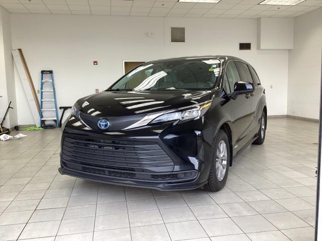 used 2021 Toyota Sienna car, priced at $31,998