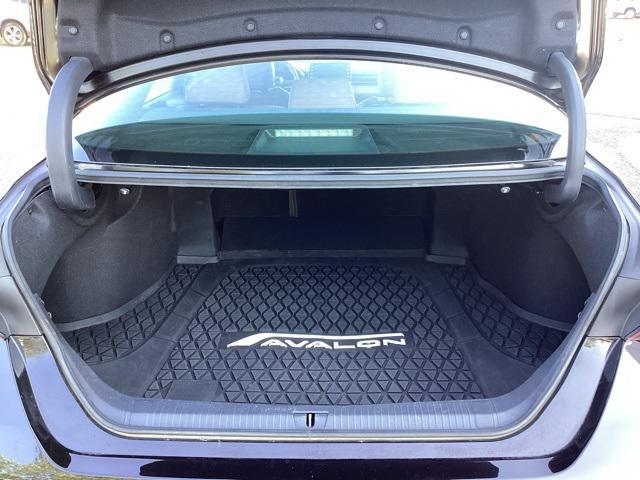used 2019 Toyota Avalon Hybrid car, priced at $32,499