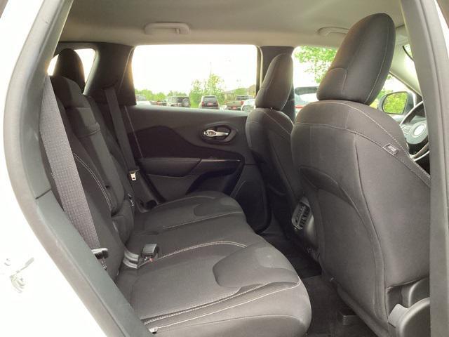 used 2016 Jeep Cherokee car, priced at $15,299