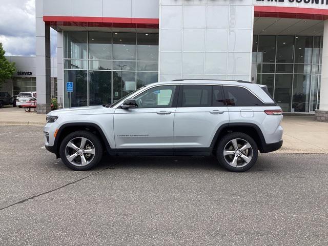 used 2022 Jeep Grand Cherokee car, priced at $30,998