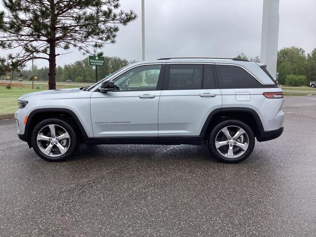 used 2022 Jeep Grand Cherokee car, priced at $31,499