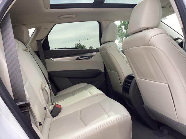 used 2021 Cadillac XT5 car, priced at $29,799