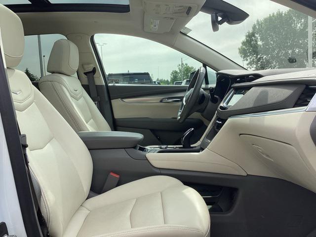 used 2021 Cadillac XT5 car, priced at $29,799