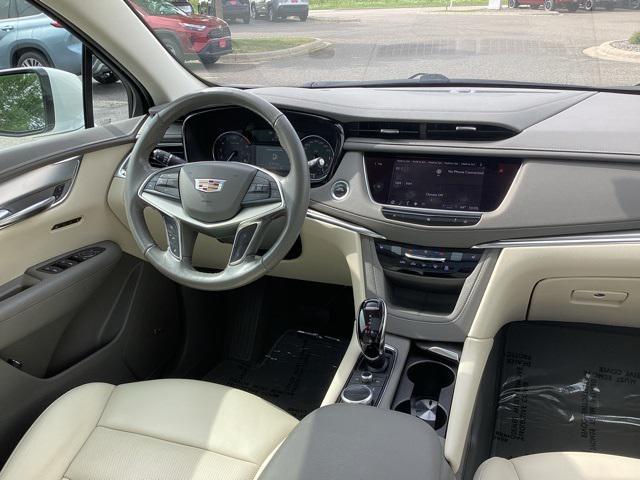 used 2021 Cadillac XT5 car, priced at $29,799