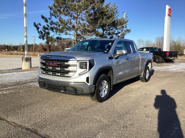 used 2022 GMC Sierra 1500 car, priced at $33,998