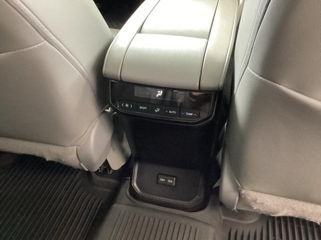 used 2022 Toyota Highlander Hybrid car, priced at $36,799