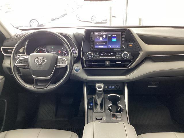 used 2022 Toyota Highlander Hybrid car, priced at $36,799