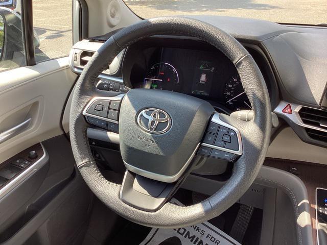 used 2023 Toyota Sienna car, priced at $45,998