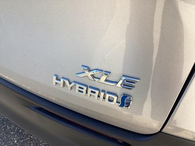 used 2023 Toyota Sienna car, priced at $45,998