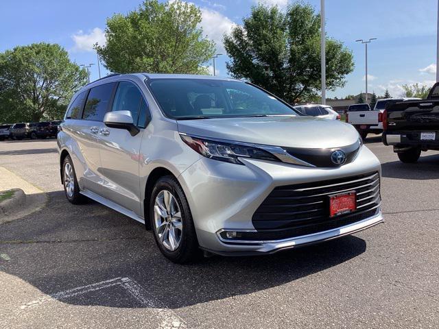 used 2023 Toyota Sienna car, priced at $45,998