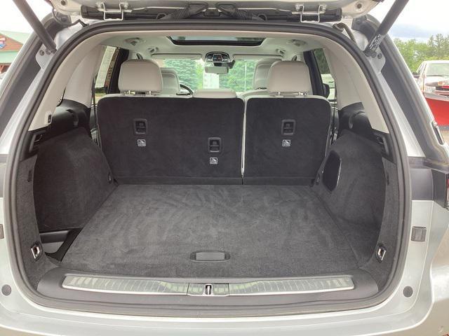 used 2022 Jeep Grand Cherokee car, priced at $35,998