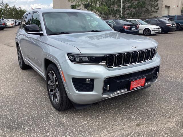 used 2022 Jeep Grand Cherokee car, priced at $35,998
