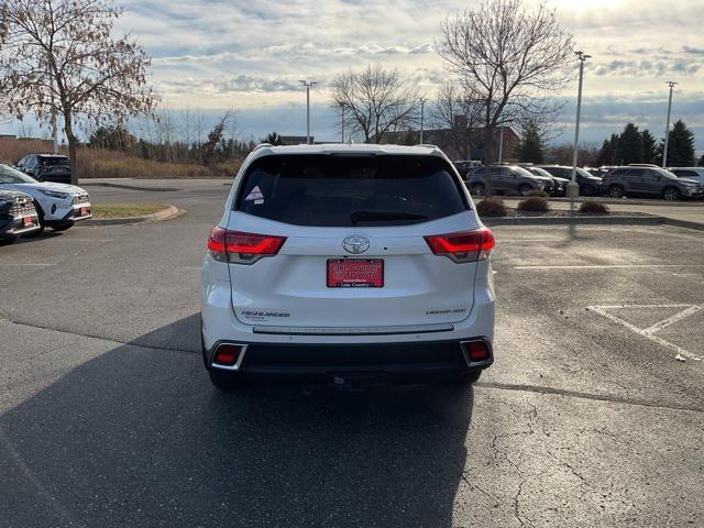 used 2018 Toyota Highlander car, priced at $27,998