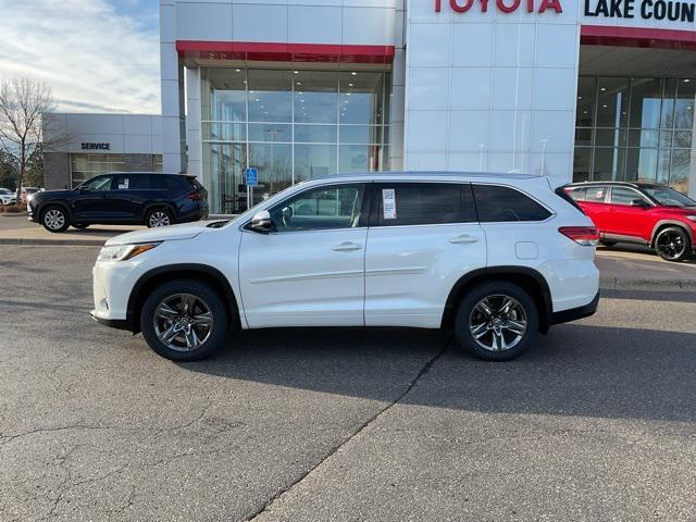 used 2018 Toyota Highlander car, priced at $27,998
