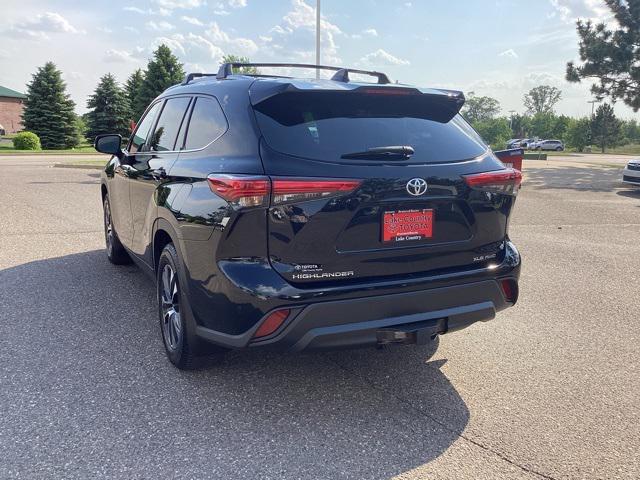 used 2020 Toyota Highlander car, priced at $26,998