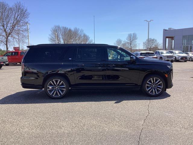 used 2022 Cadillac Escalade ESV car, priced at $62,399