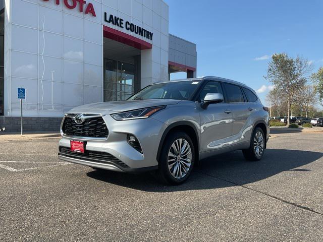 used 2024 Toyota Highlander car, priced at $52,499