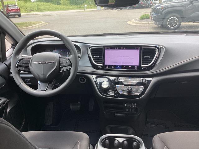 used 2022 Chrysler Pacifica car, priced at $30,399