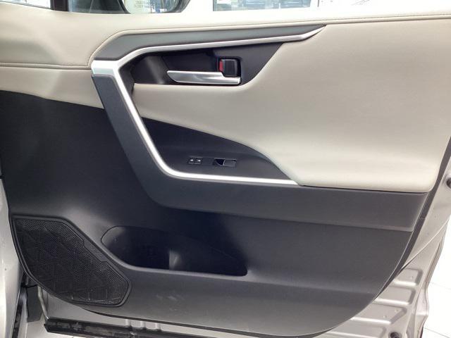 used 2020 Toyota RAV4 Hybrid car, priced at $27,998