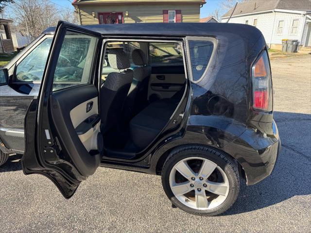 used 2010 Kia Soul car, priced at $5,900