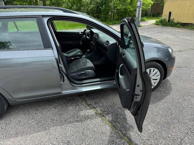 used 2014 Volkswagen Jetta SportWagen car, priced at $6,900