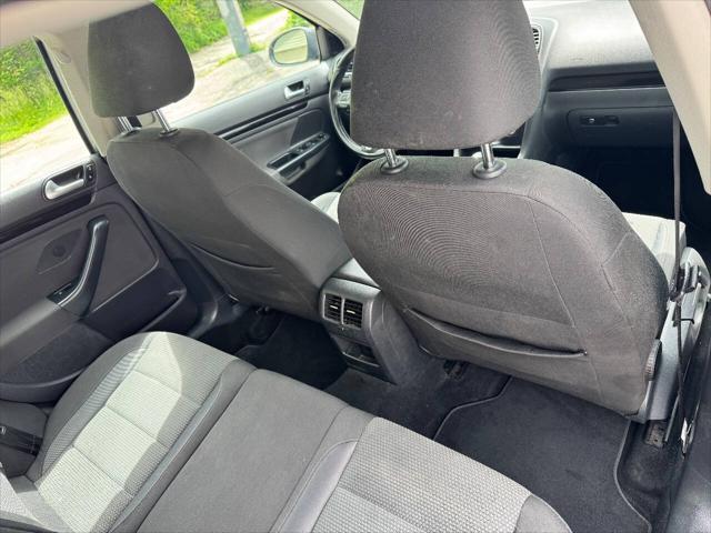 used 2014 Volkswagen Jetta SportWagen car, priced at $6,900