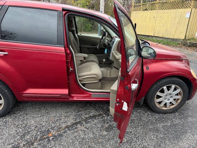 used 2008 Chrysler PT Cruiser car, priced at $5,200