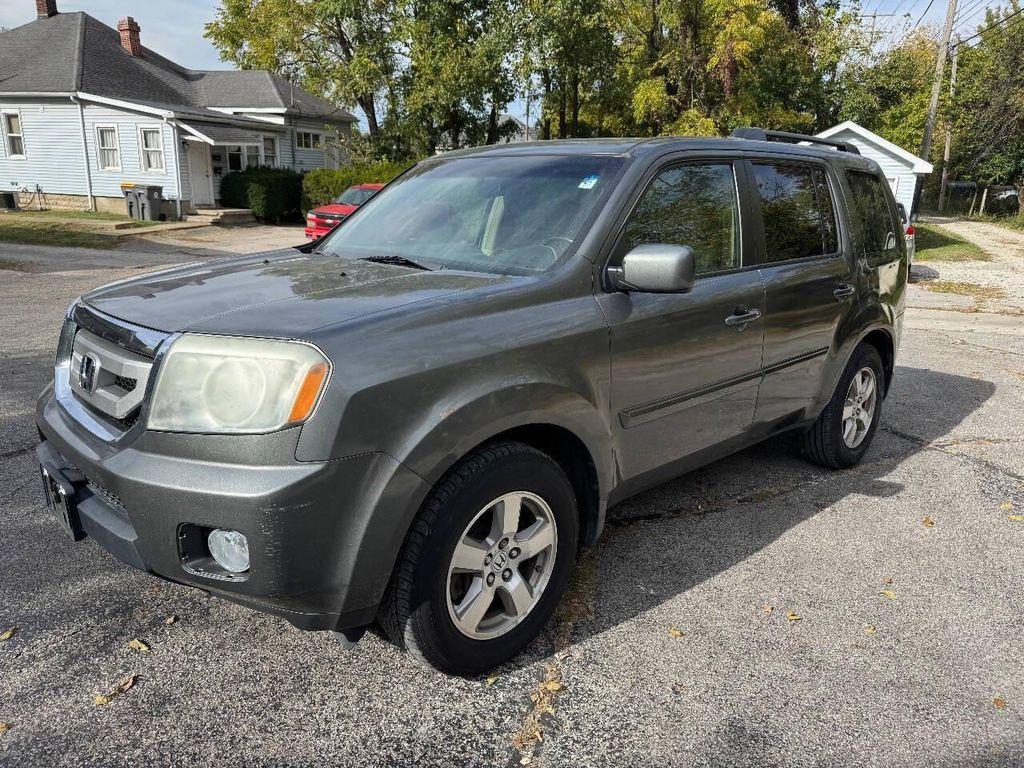 used 2009 Honda Pilot car, priced at $5,900
