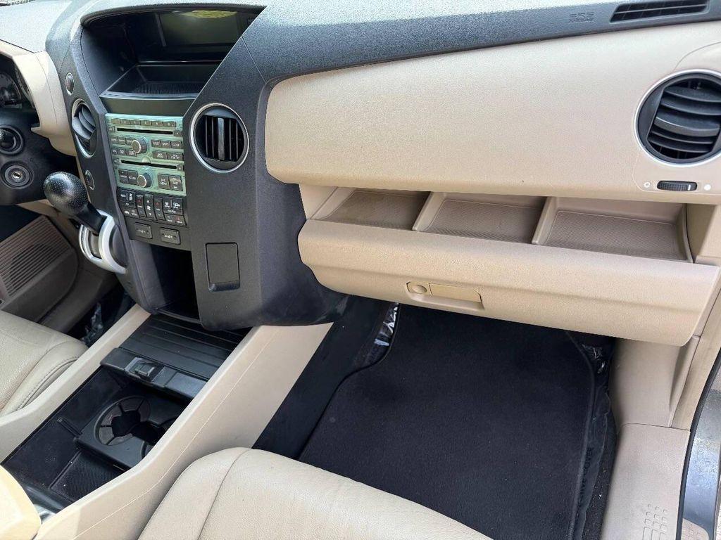 used 2009 Honda Pilot car, priced at $5,900