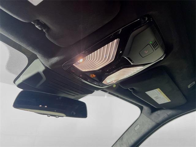 new 2025 BMW X7 car, priced at $115,070