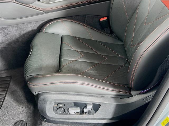 new 2025 BMW XM car, priced at $189,575