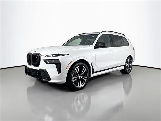 new 2025 BMW X7 car, priced at $115,070