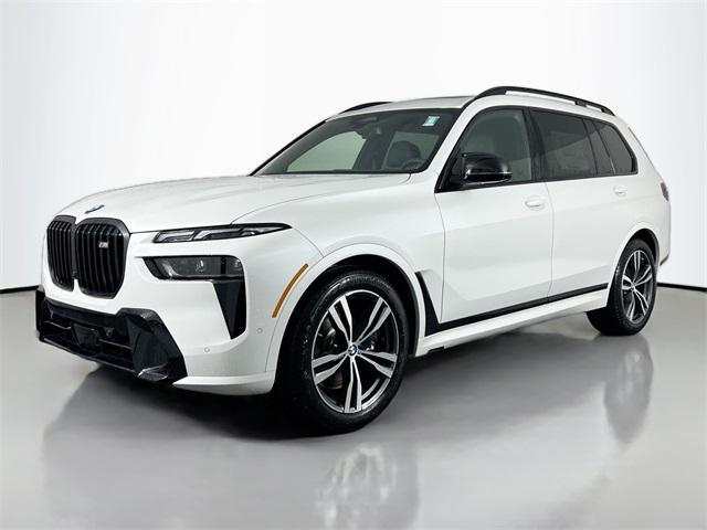 new 2025 BMW X7 car, priced at $115,070