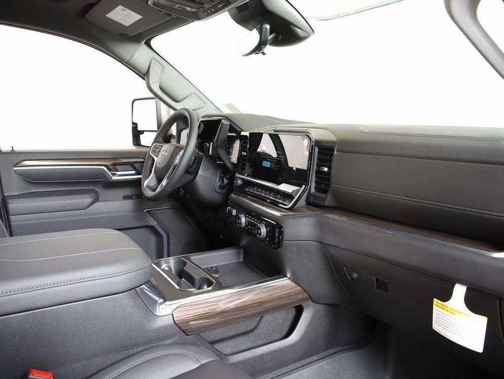 new 2025 Chevrolet Silverado 3500 car, priced at $66,690