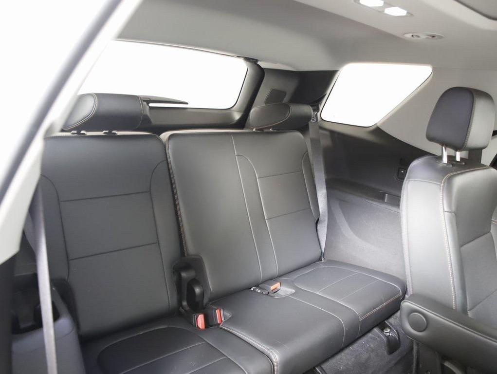 used 2019 Chevrolet Traverse car, priced at $23,589