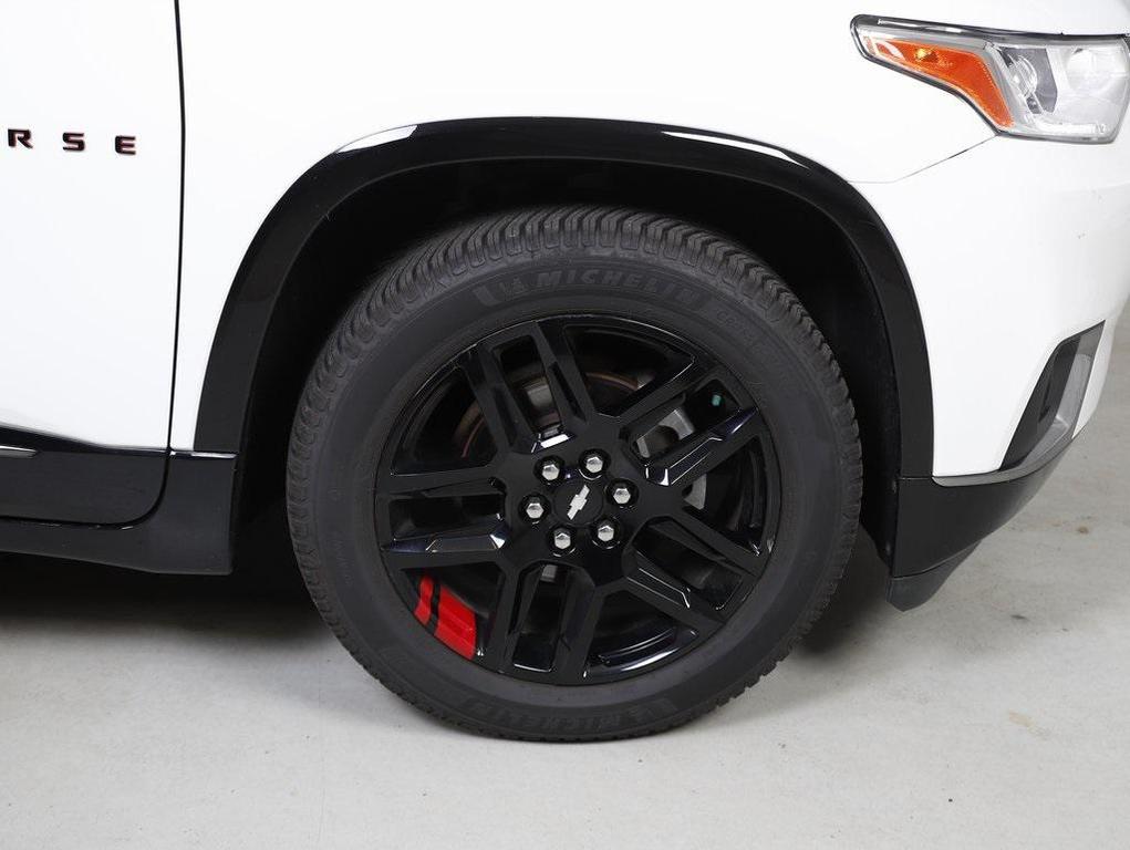 used 2019 Chevrolet Traverse car, priced at $23,589