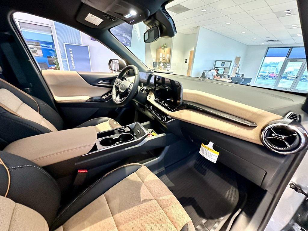 new 2026 Chevrolet Equinox car, priced at $35,670