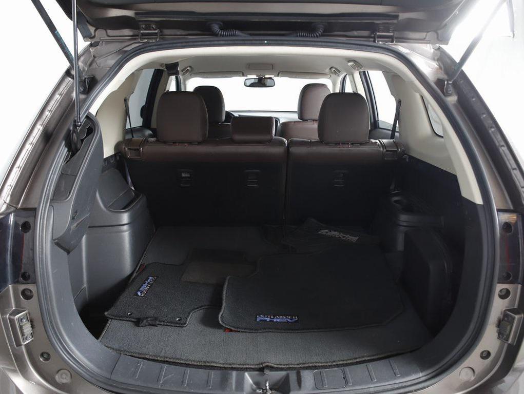 used 2018 Mitsubishi Outlander PHEV car, priced at $15,525