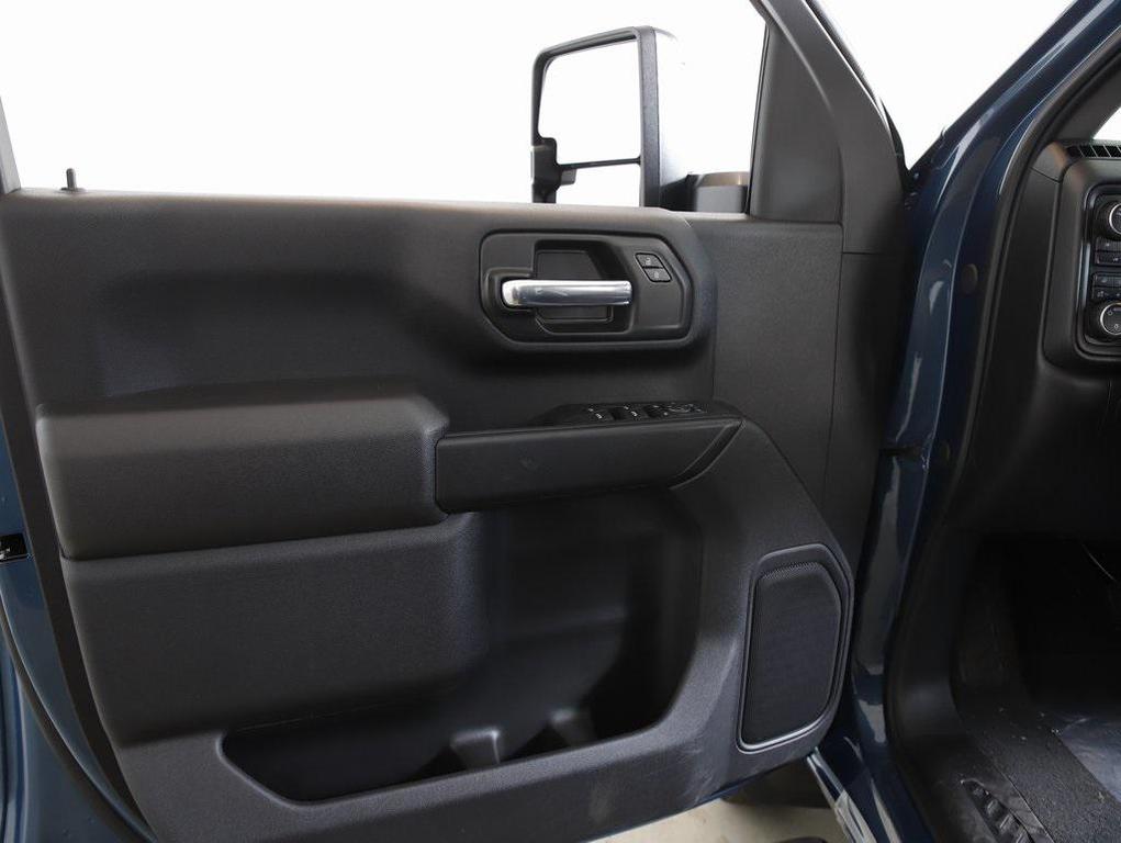 new 2025 Chevrolet Silverado 2500 car, priced at $54,995