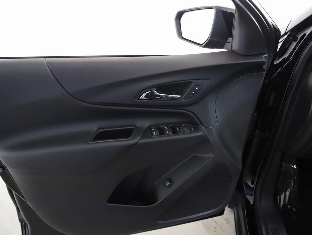 used 2020 Chevrolet Equinox car, priced at $21,895