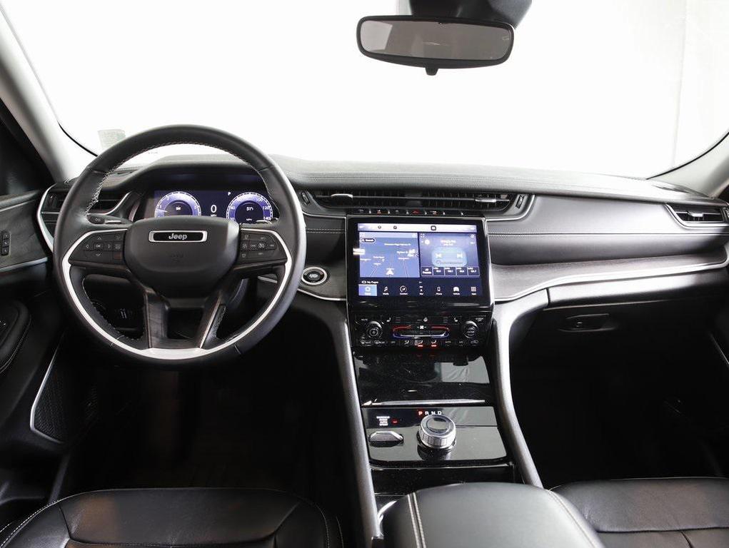 used 2022 Jeep Grand Cherokee car, priced at $31,420