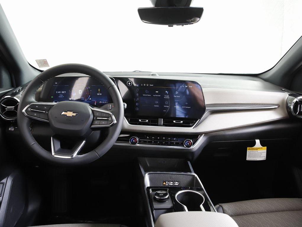 new 2026 Chevrolet Equinox car, priced at $34,620