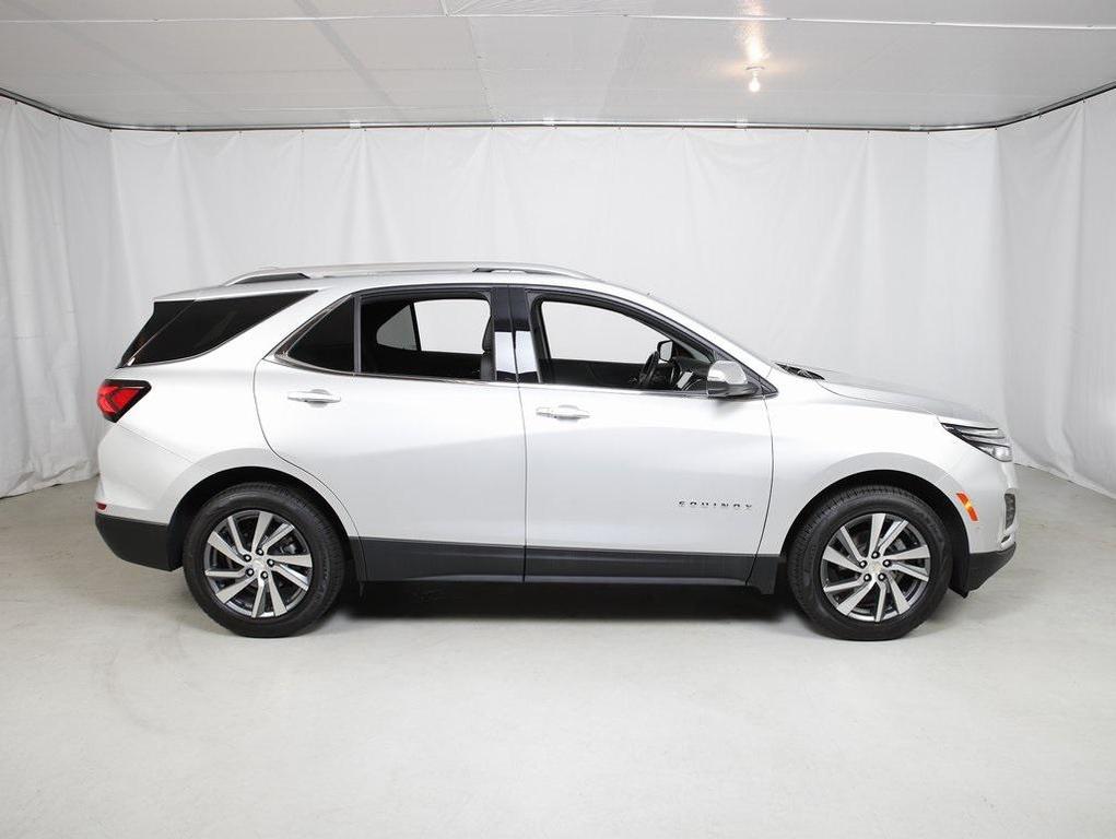 used 2022 Chevrolet Equinox car, priced at $22,392
