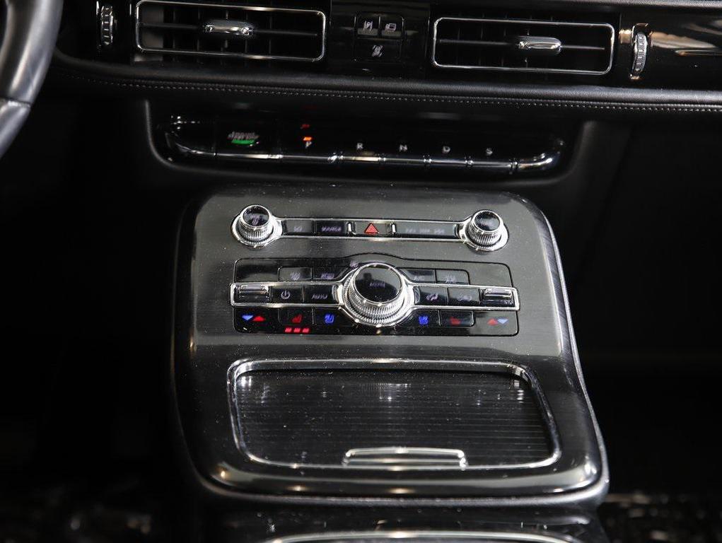 used 2021 Lincoln Nautilus car, priced at $29,879