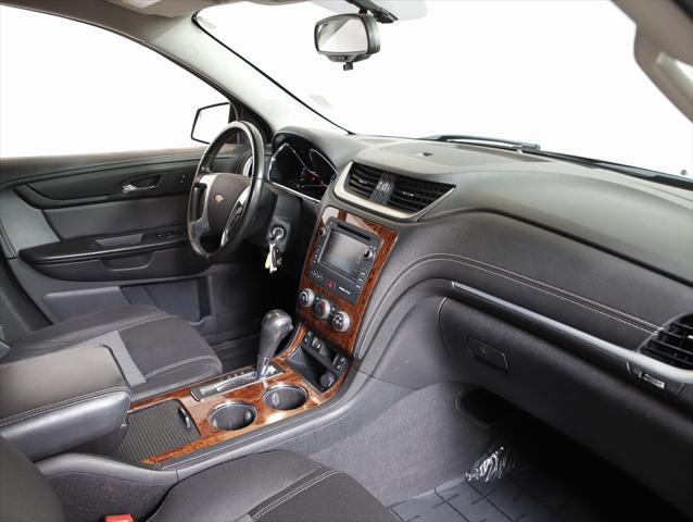 used 2014 Chevrolet Traverse car, priced at $13,610