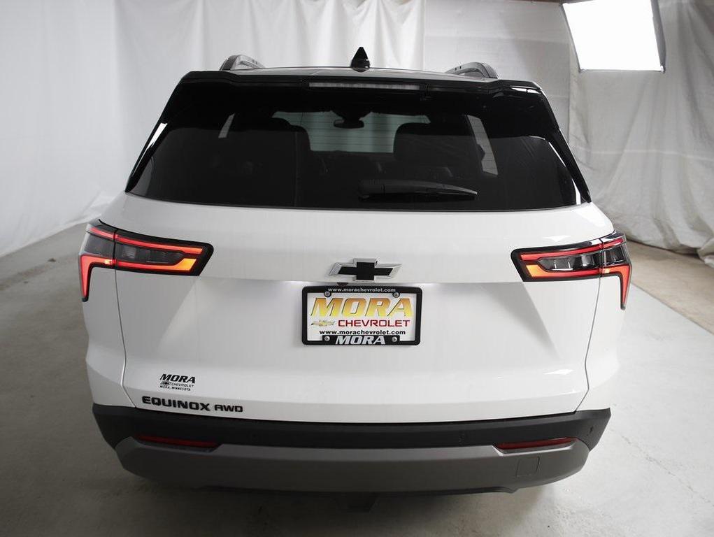 new 2026 Chevrolet Equinox car, priced at $33,660