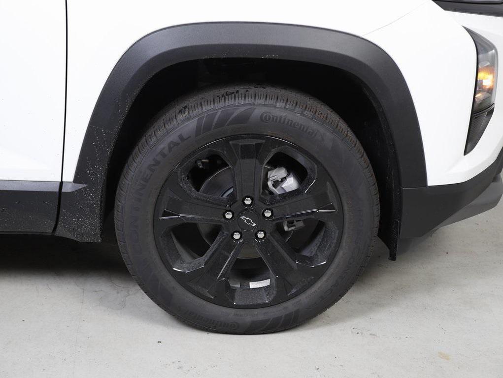 new 2026 Chevrolet Equinox car, priced at $33,660